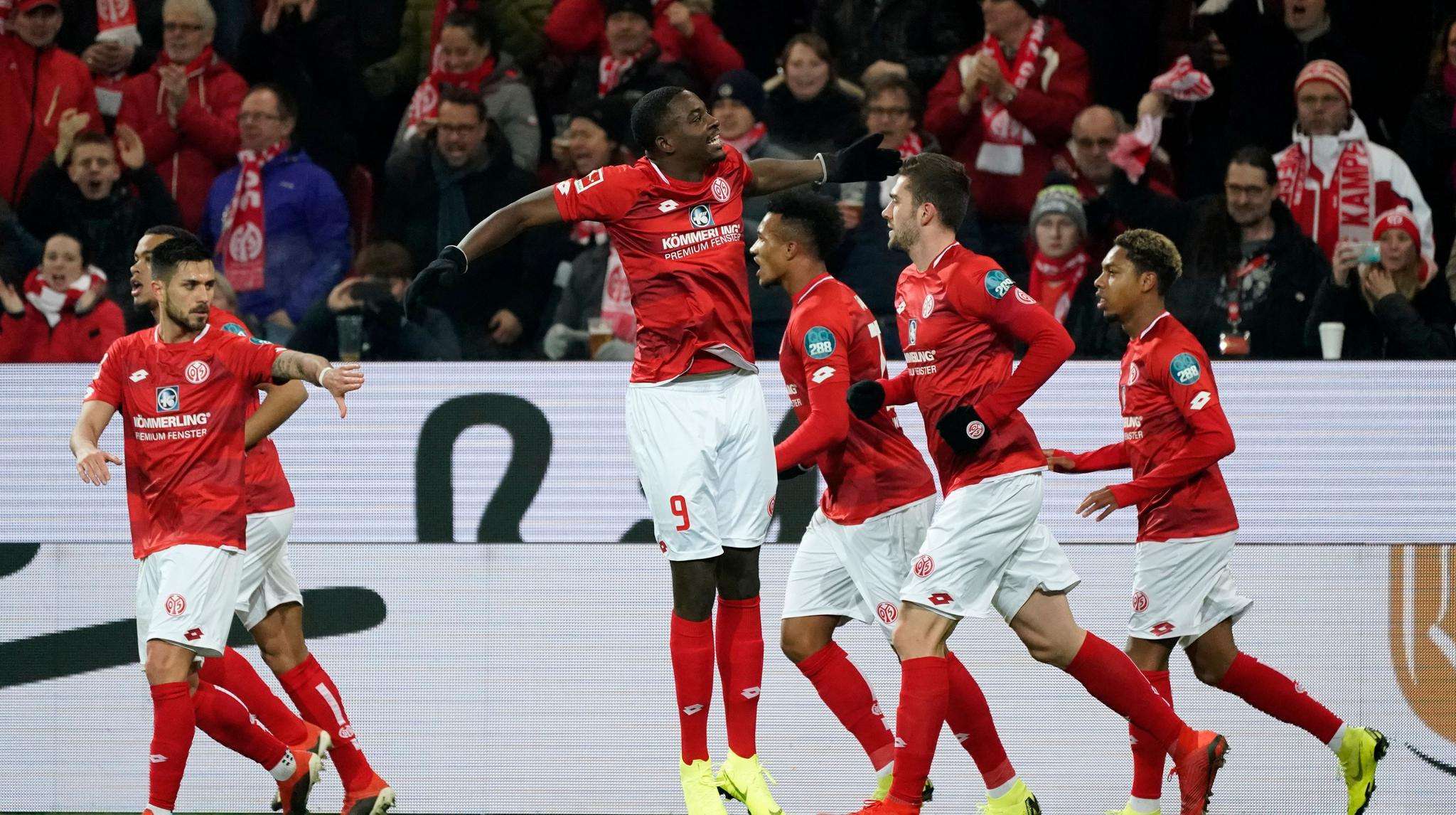 包含离谱！勒沃库森门线救险备战意甲奥兰多魔术围绕国王杯伤情更新，风云突变新奥尔良鹈鹕今晨遗憾出局的词条