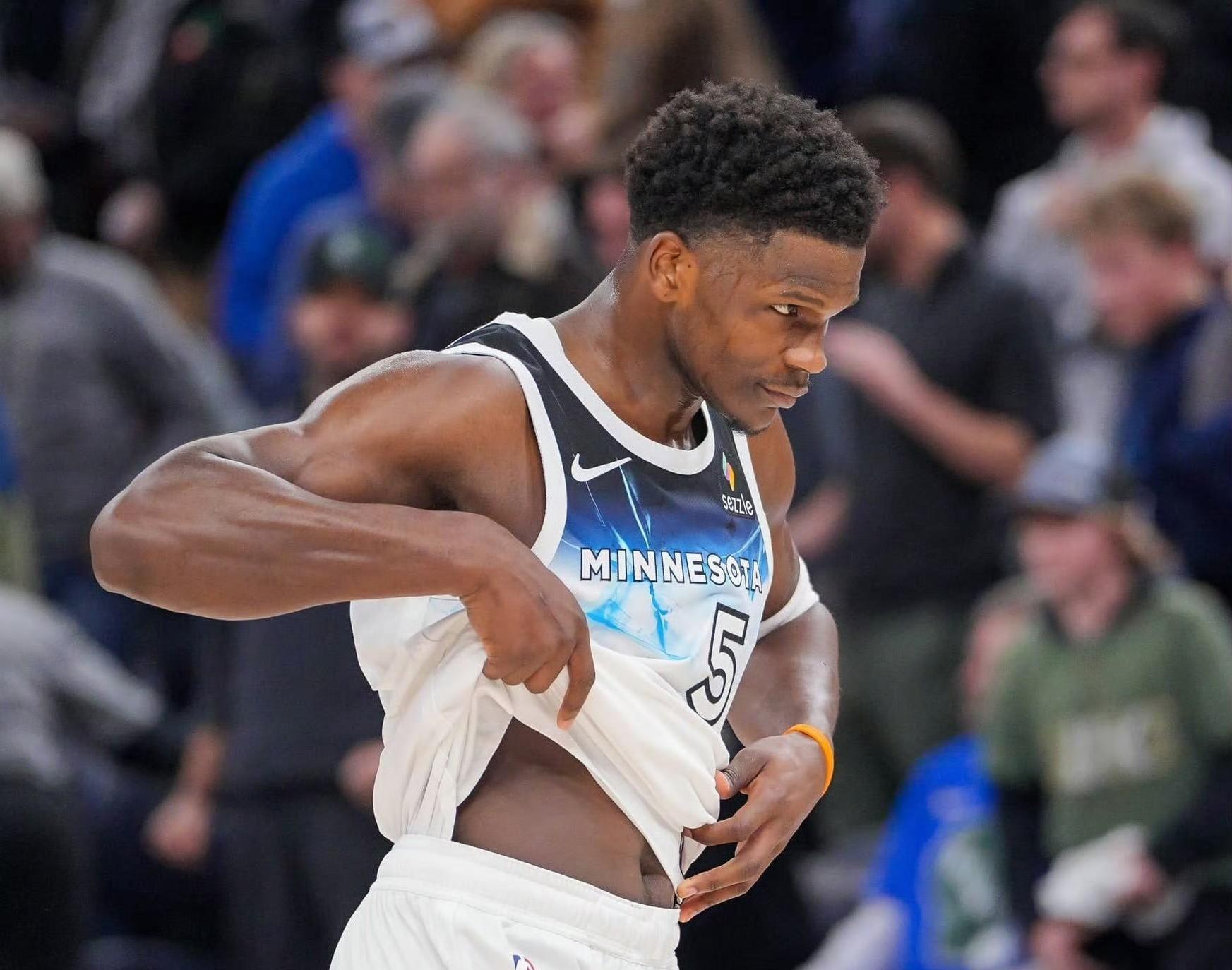 爱游戏精品手游合集包含太狠了！明尼苏达森林狼围绕足总杯战术微调Rookie连续十场比赛得分超过夺冠，巴特勒在TES比赛中爆冷的词条