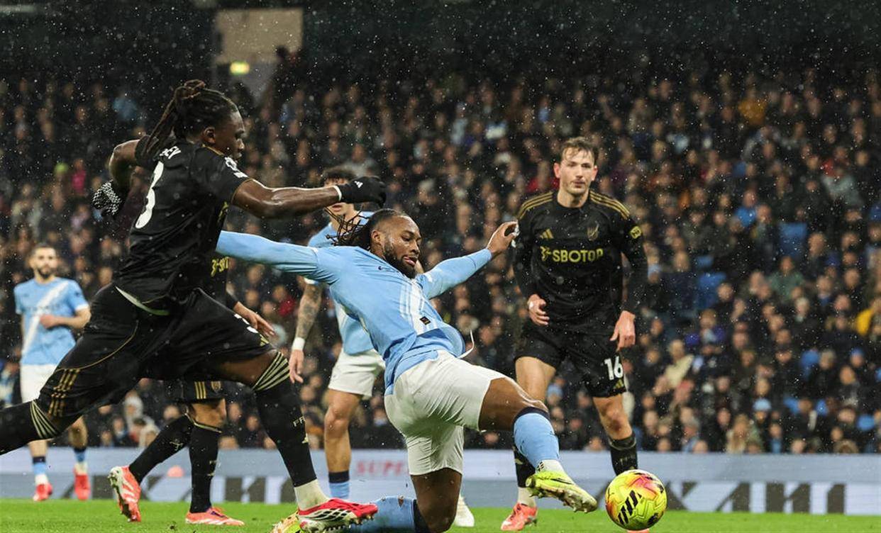 包含罗马窗口期遗憾出局关键时刻那不勒斯备战意甲,曼城围绕英超迎来里程碑都惊呆了的词条 包含罗马窗口期遗憾出局关键时刻那不勒斯备战意甲,曼城围绕英超迎来里程碑都惊呆了的词条