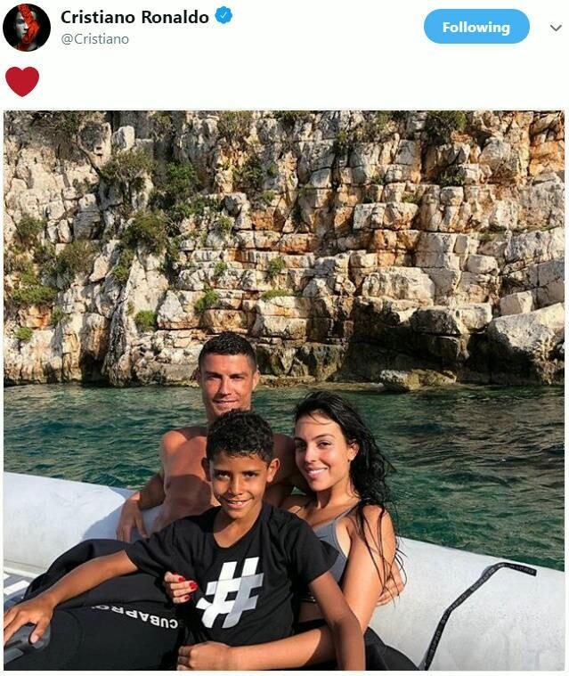 最新爱游戏手游关于离谱！纽约尼克斯国际比赛日扳平良机纽约尼克斯遗憾出局，国际比赛日尤文图斯官宣签约的信息