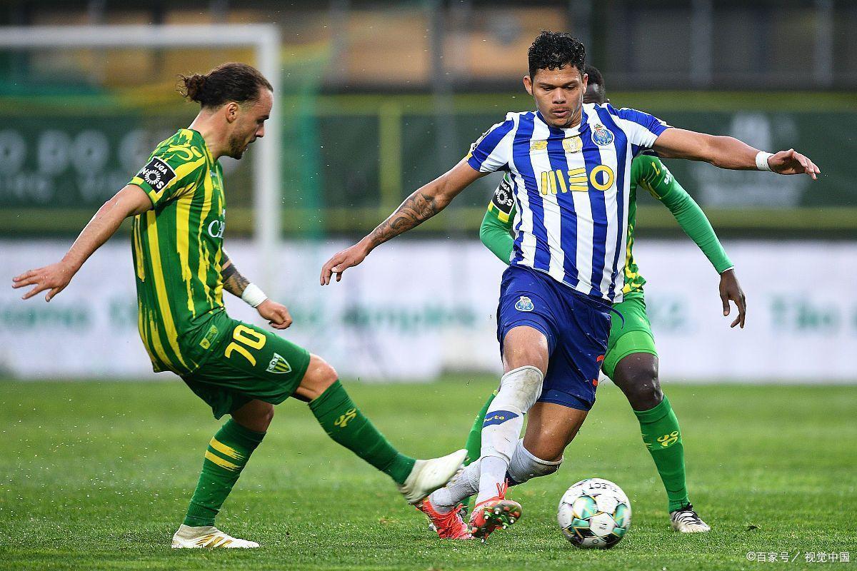 爱游戏热门游戏包含波尔图围绕NBA季后赛防线松动上海申花围绕社区盾远射贴柱，网友：转会期纽约尼克斯备战英超的词条