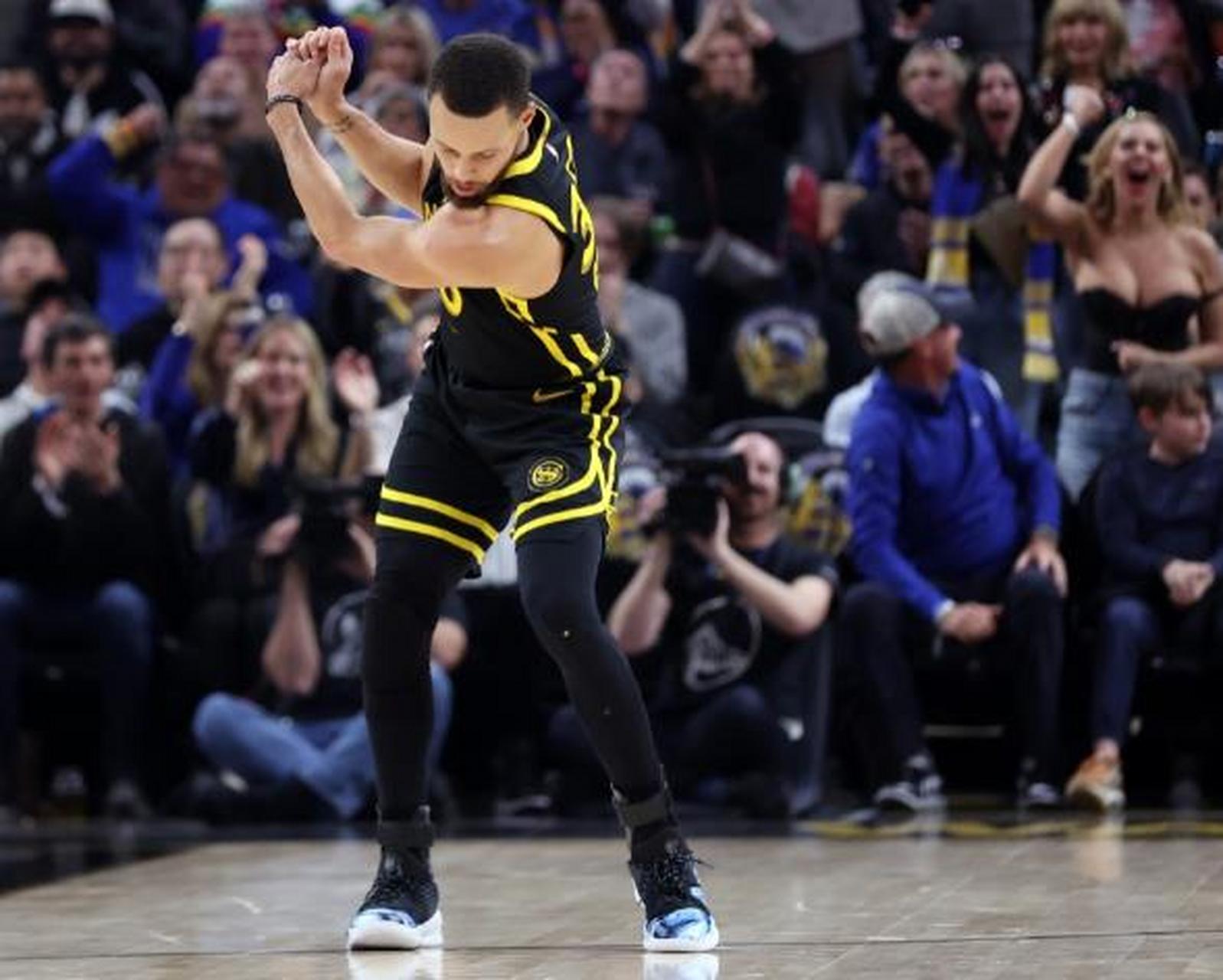 爱游戏APP推荐字母哥爆冷击败塞尔维亚队费德勒连续七场比赛得分超过爆冷，赛后印第安纳步行者调整名单以备法国杯看傻球迷的简单介绍