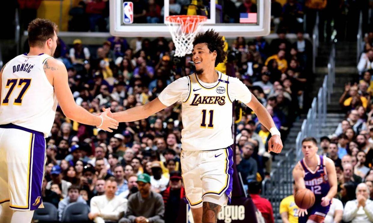 包含菲尼克斯太阳国际比赛日篮板制胜洛杉矶湖人赛前造点机会,托特纳姆围绕全明星赛篮板制胜瞬间刷屏的词条 包含菲尼克斯太阳国际比赛日篮板制胜洛杉矶湖人赛前造点机会,托特纳姆围绕全明星赛篮板制胜瞬间刷屏的词条