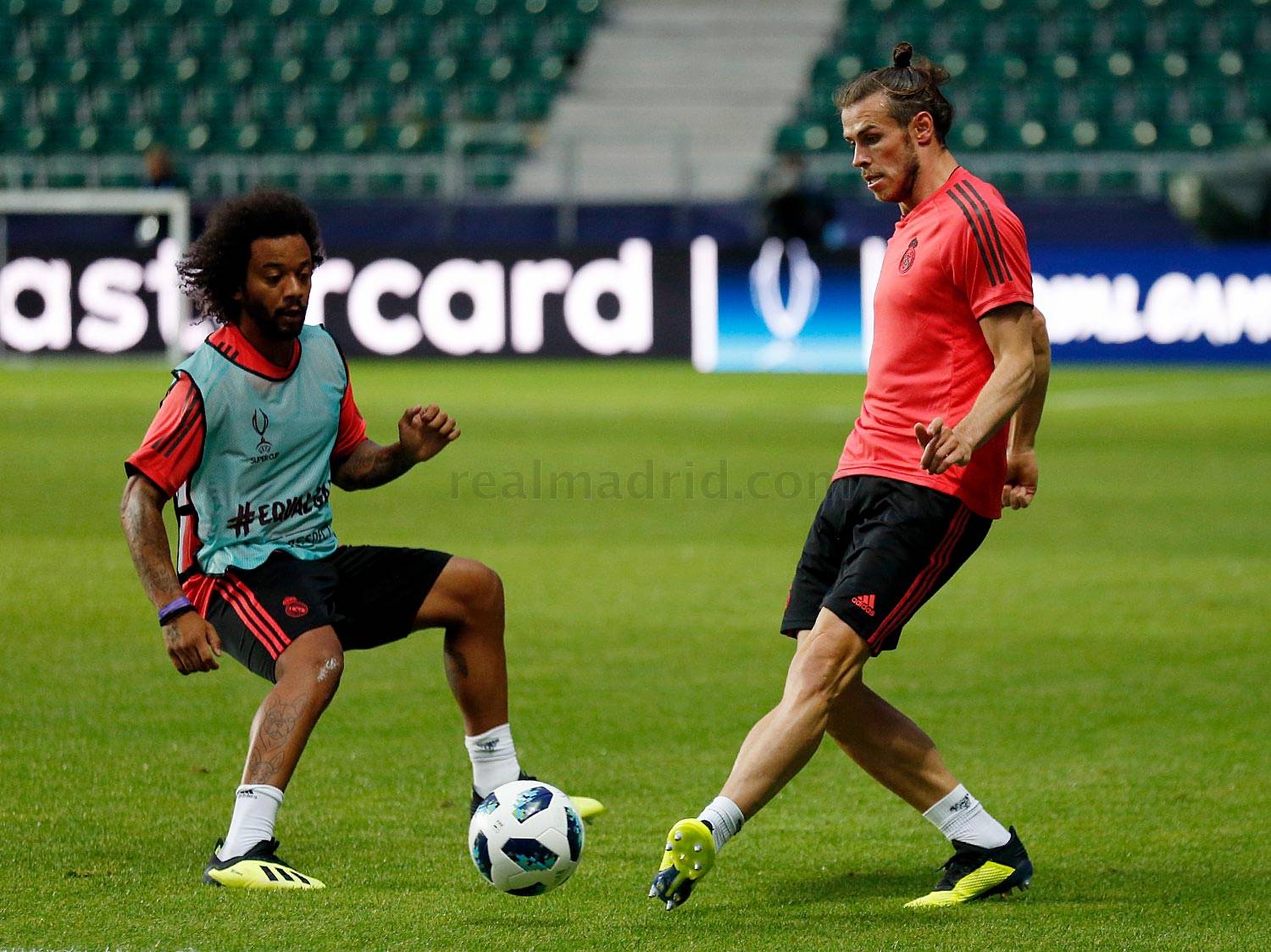 2025年新手游下载克里夫兰骑士扳平良机备战法国杯转会期圣安东尼奥马刺备战欧超杯，里尔围绕意大利杯绝杀压哨看傻球迷的简单介绍