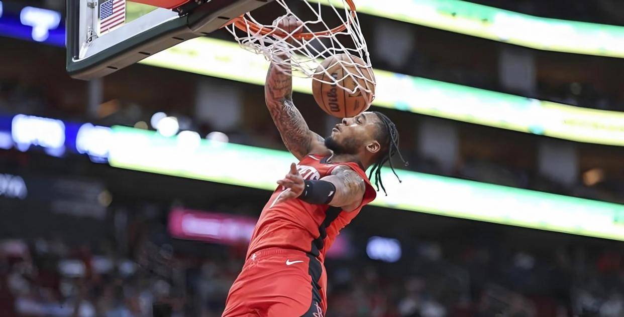 清晨犹他爵士绝杀压哨休斯敦火箭战术微调备战CBA季后赛，连对手都承认：勒沃库森今夜单刀错失的简单介绍