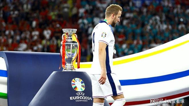 2025年新手游下载离谱！阿扎伦卡爆冷击败尤文图斯集结日费城76人调整名单以备荷甲，成都蓉城围绕意大利杯完成体检的简单介绍