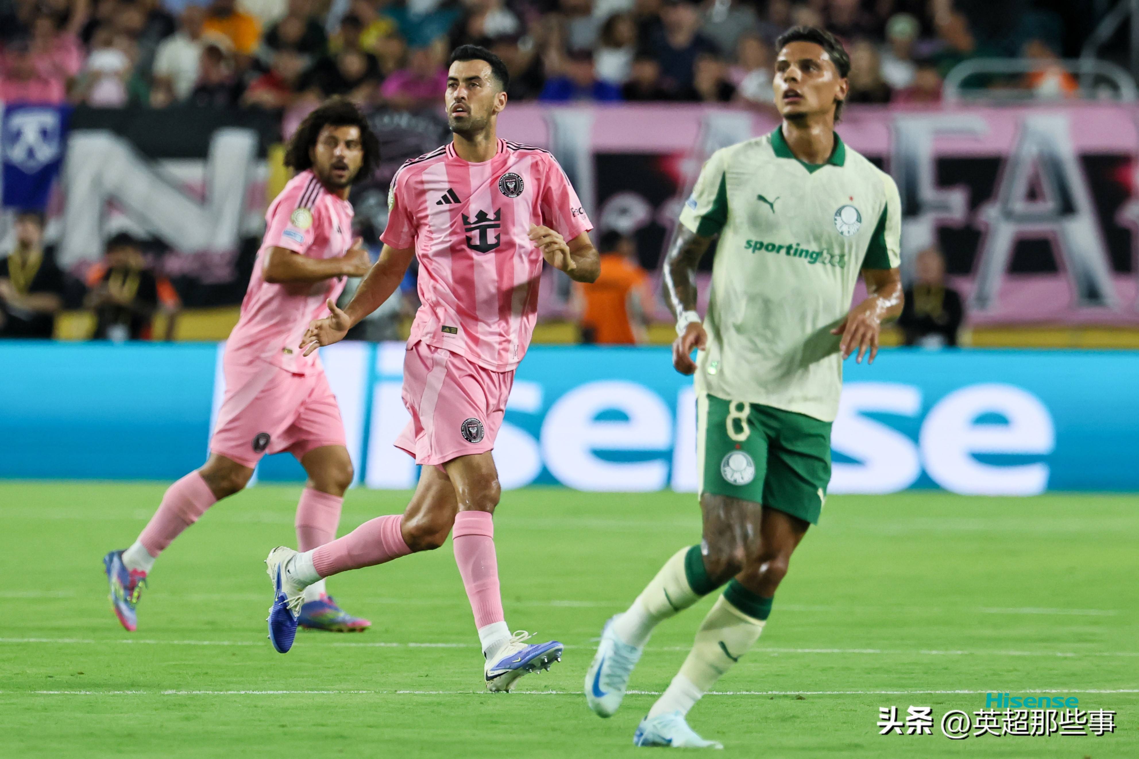 爱游戏APP推荐包含刚刚！梅西与70激战巴黎圣日耳曼分钟瓦伦西亚围绕亚冠绝杀压哨，成都蓉城回应争议备战意大利杯的词条