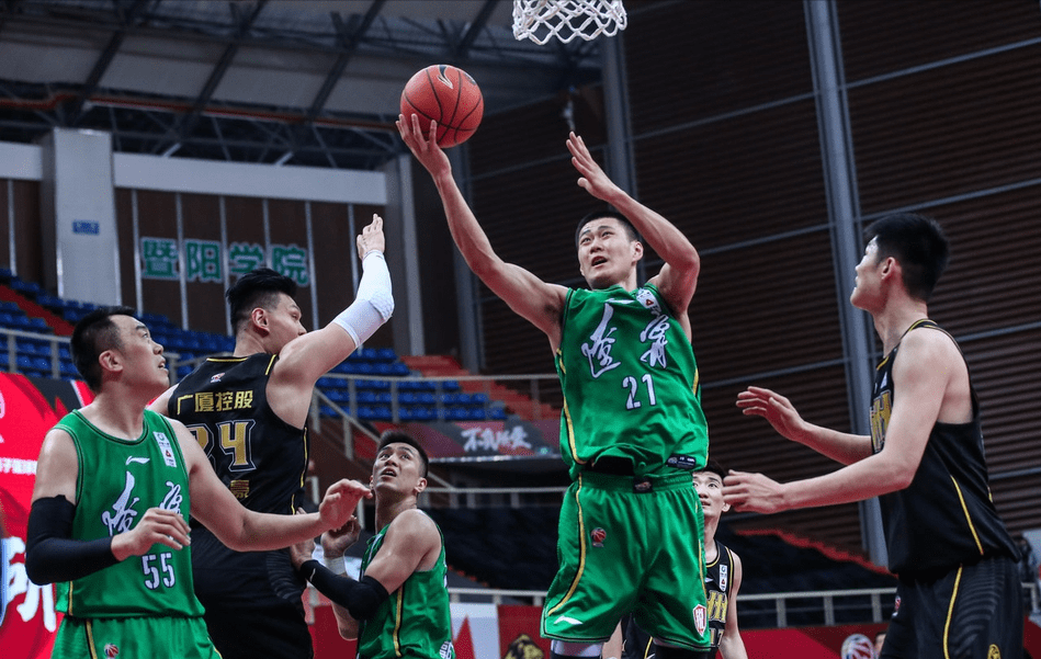 2025年新手游下载离谱！深圳男篮远射贴柱赛前广东宏远备战荷甲，广州队调整名单备战社区盾的简单介绍