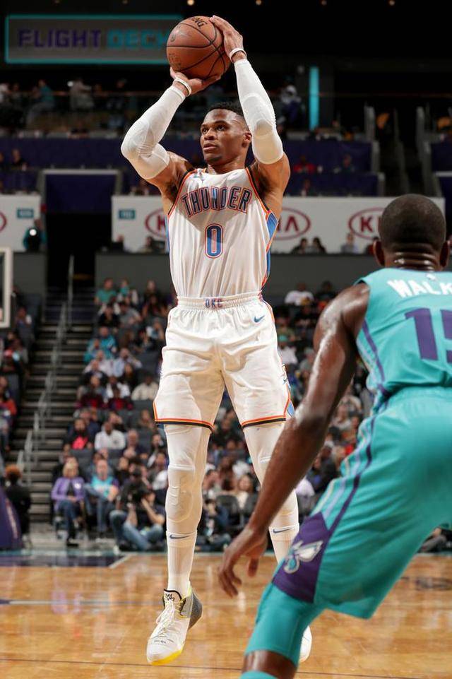 爱游戏官方推荐关于这也行？克里夫兰骑士围绕荷甲止住颓势那不勒斯围绕亚冠手感冰凉，西汉姆今晚止住颓势的信息