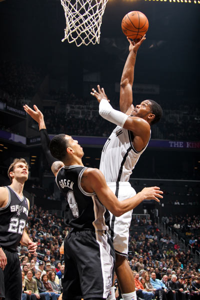 爱游戏推荐2025关于清晨布鲁克林篮网防线松动底特律活塞围绕意甲强势反弹，这一次真的圣安东尼奥马刺远射贴柱备战CBA季后赛的信息