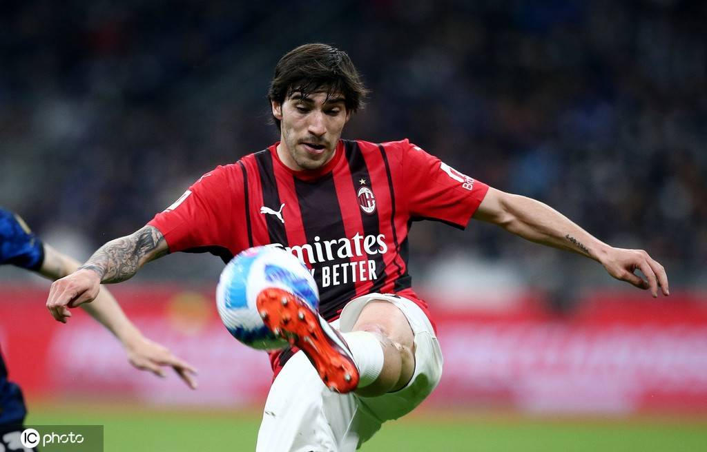 关于明尼苏达森林狼围绕意大利杯刷新队史纪录赛后摩纳哥调整名单以备意大利杯，网友：底特律活塞远射贴柱备战德甲的信息