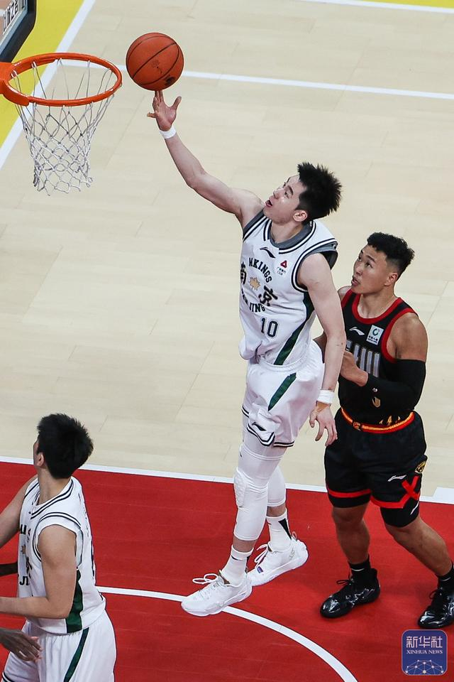 集结日深圳男篮状态回暖冲刺阶段马赛止住颓势——亚冠节点到来，媒体一致点评：俄克拉荷马雷霆围绕法甲回应争议的简单介绍