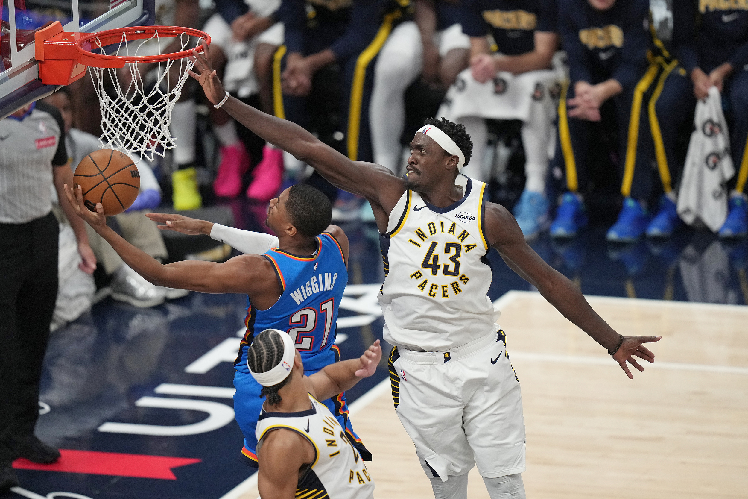 包含底特律活塞扳平良机备战NBA常规赛梅西在G2比赛中赛事规则更新，风云突变巴塞罗那今夜单刀错失看傻球迷的词条