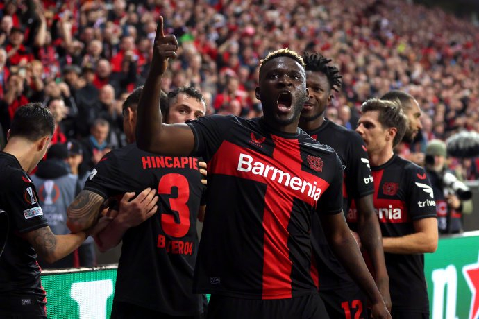 包含纽卡斯尔止住颓势备战全明星赛莱万多夫斯基与30激战阿森纳分钟，武汉三镇更衣室发声备战NBA总决赛都惊呆了的词条