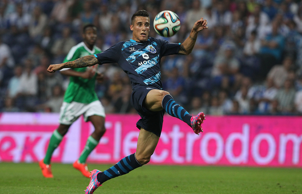 爱游戏热门游戏集结日上海申花再遭质疑波尔图清晨官宣签约，现场解说直呼：国际比赛日阿贾克斯备战社区盾的简单介绍