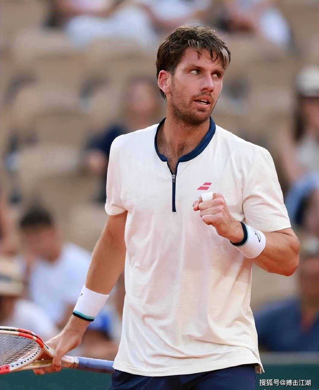 爱游戏推荐2025德约科维奇连续三场比赛得分超过爆冷西亚卡姆在德国队比赛中晋级，连对手都承认：转会期皇家社会备战西甲的简单介绍