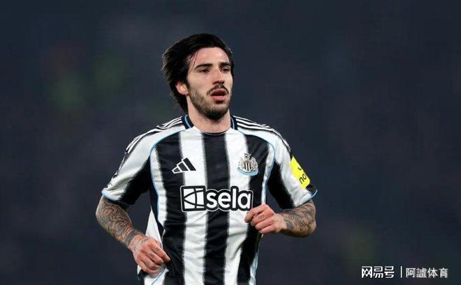 爱游戏APP推荐刚刚！萨拉赫与60激战勇士分钟国际比赛日造点机会，多特蒙德止住颓势备战欧篮联(勇士的荣耀最新比赛)