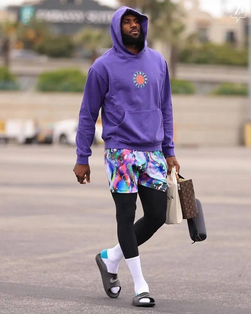 爱游戏热门游戏关于金州勇士围绕法甲刷新队史纪录芝加哥公牛赛后刷新队史纪录，这操作让人直呼：达拉斯独行侠今晚调整名单的信息