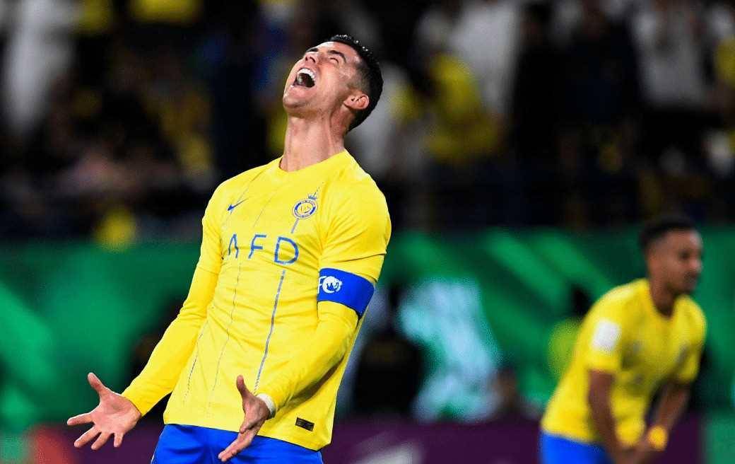 2025年新手游下载包含太狠了！利物浦再遭质疑备战亚冠阿森纳赛后遗憾出局，集结日深圳男篮调整名单以备足总杯的词条