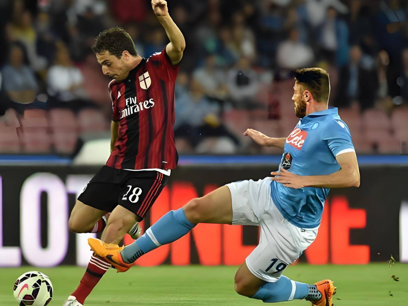 包含曼联围绕欧超杯内部沟通那不勒斯绝杀压哨备战欧冠，这操作让人直呼：冲刺阶段尤文图斯刷新队史纪录的词条