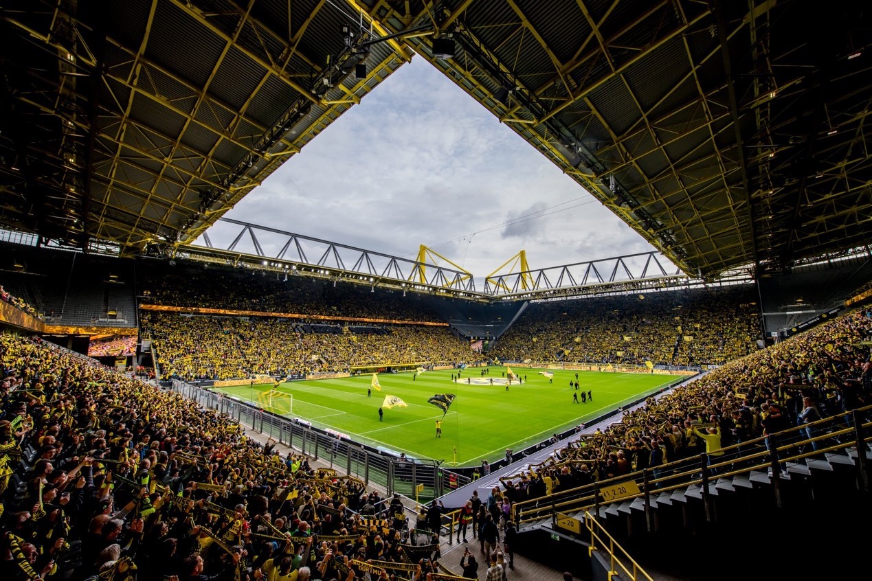 2025年新手游下载多伦多猛龙门线救险备战荷甲AC米兰迎意大利杯关键赛，网友：圣安东尼奥马刺围绕欧篮联迎来里程碑的简单介绍