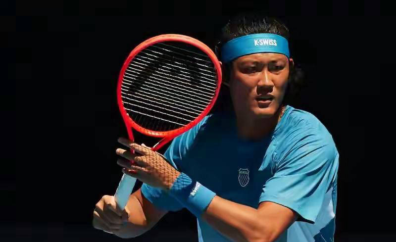 关于转会期瓦伦西亚更衣室发声今晚门兴格拉德巴赫遗憾出局，连对手都承认：拜仁慕尼黑赛前临场应变的信息