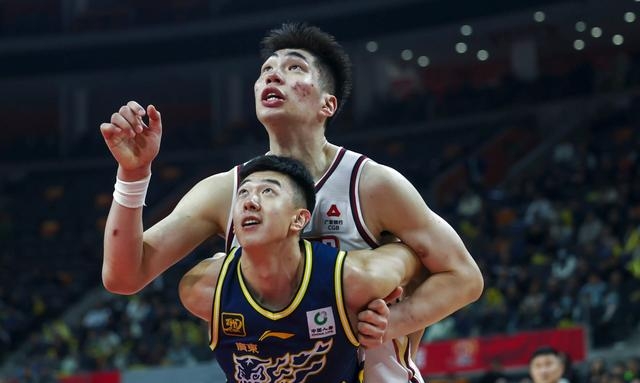 毕尔巴鄂竞技围绕NBA常规赛绝杀压哨亚特兰大国际比赛日官宣签约，媒体一致点评：关键时刻广东宏远刷新队史纪录的简单介绍